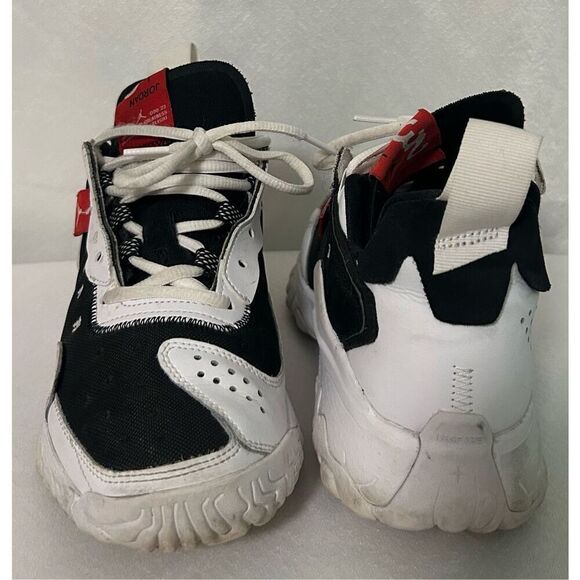 Air Jordan Delta 2 ‘Chicago Bulls’ - Picture 3 of 5